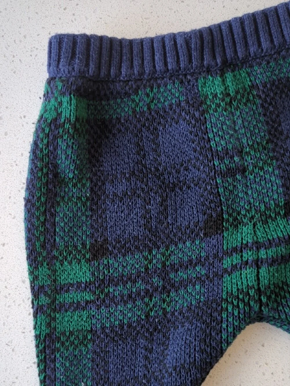 Old Navy Navy and Green Plaid Knit Matching Set 0-3 Months